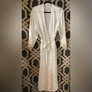 Oscar dela renta robe